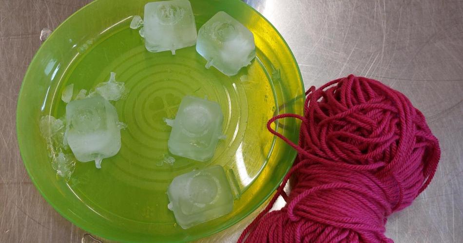 Eiswürfel-Wolle-Salz